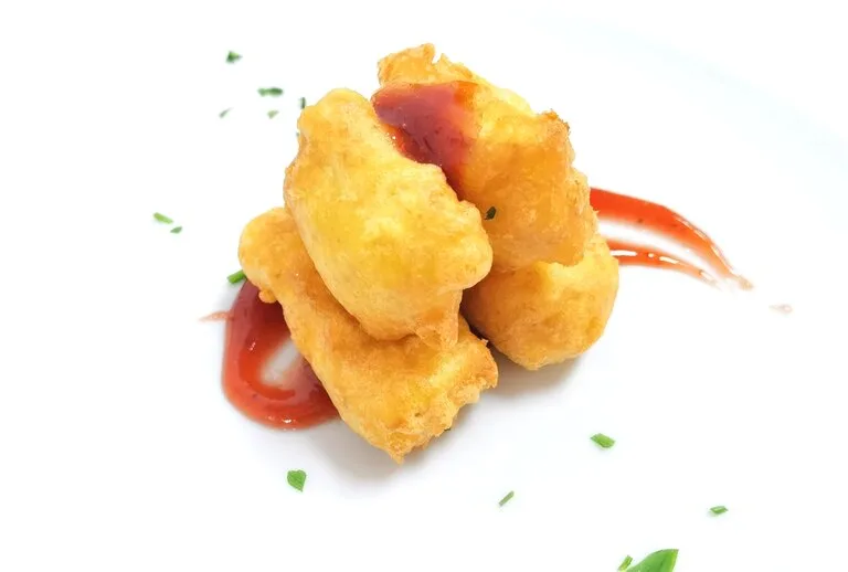 Queso brie en tempura con mermelada